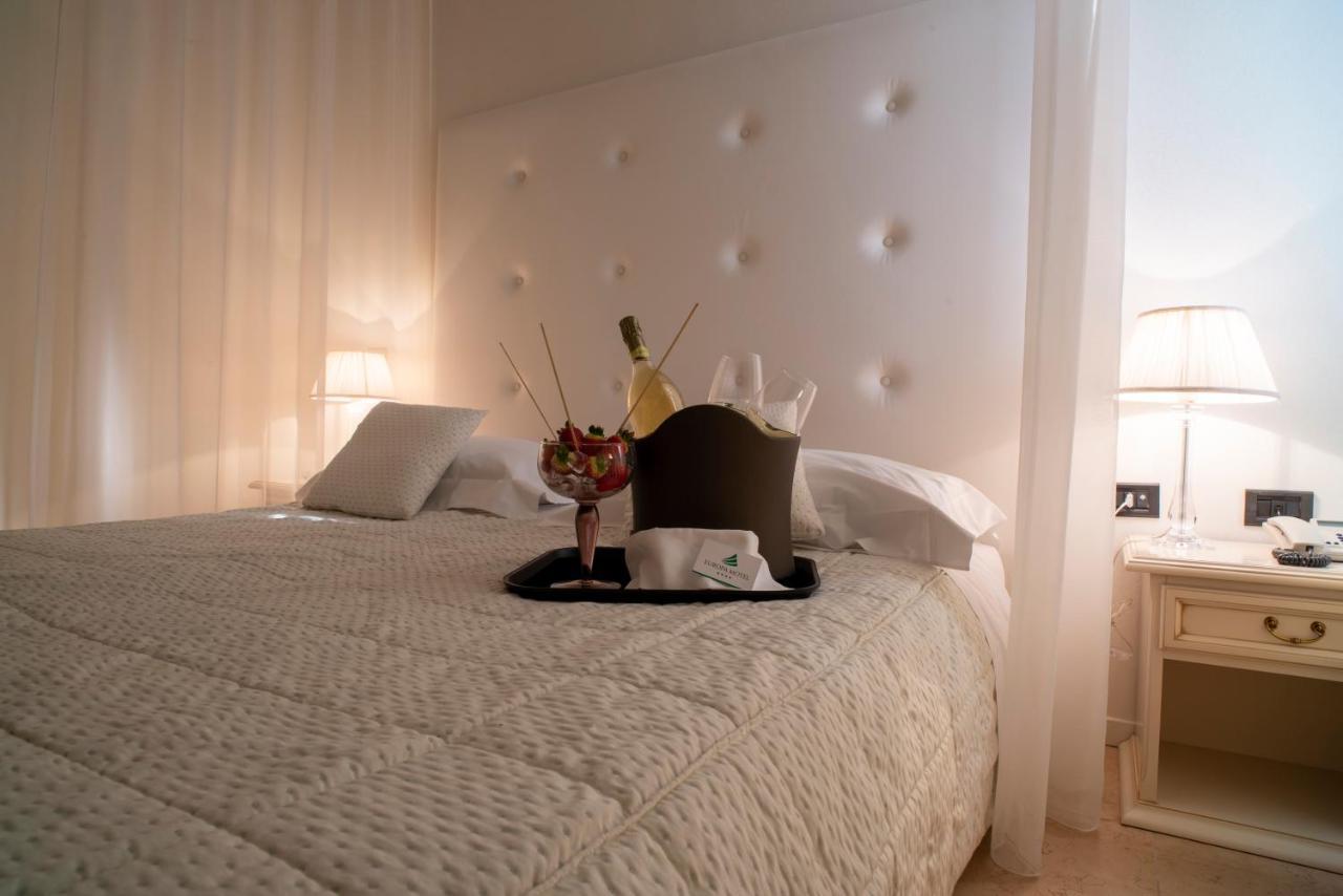 Hotel Europa Палаццоло-сулл'Ольо Экстерьер фото